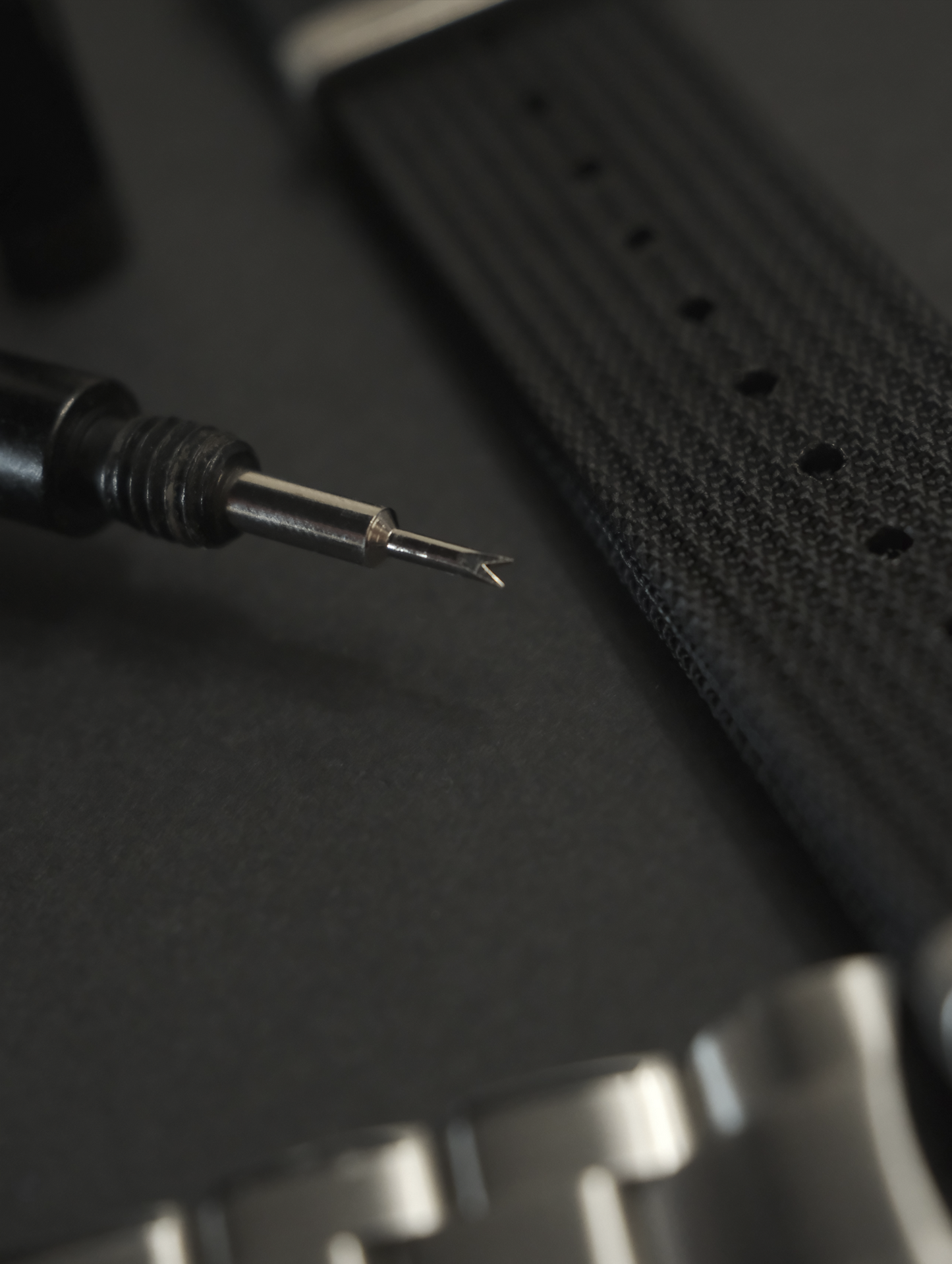 Brigade Premium Spring Bar Tool