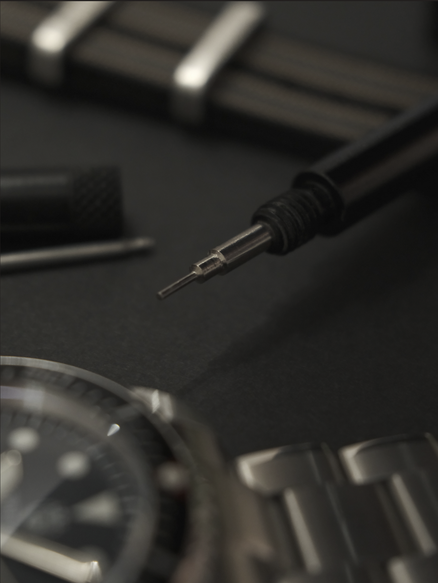 Brigade Premium Spring Bar Tool